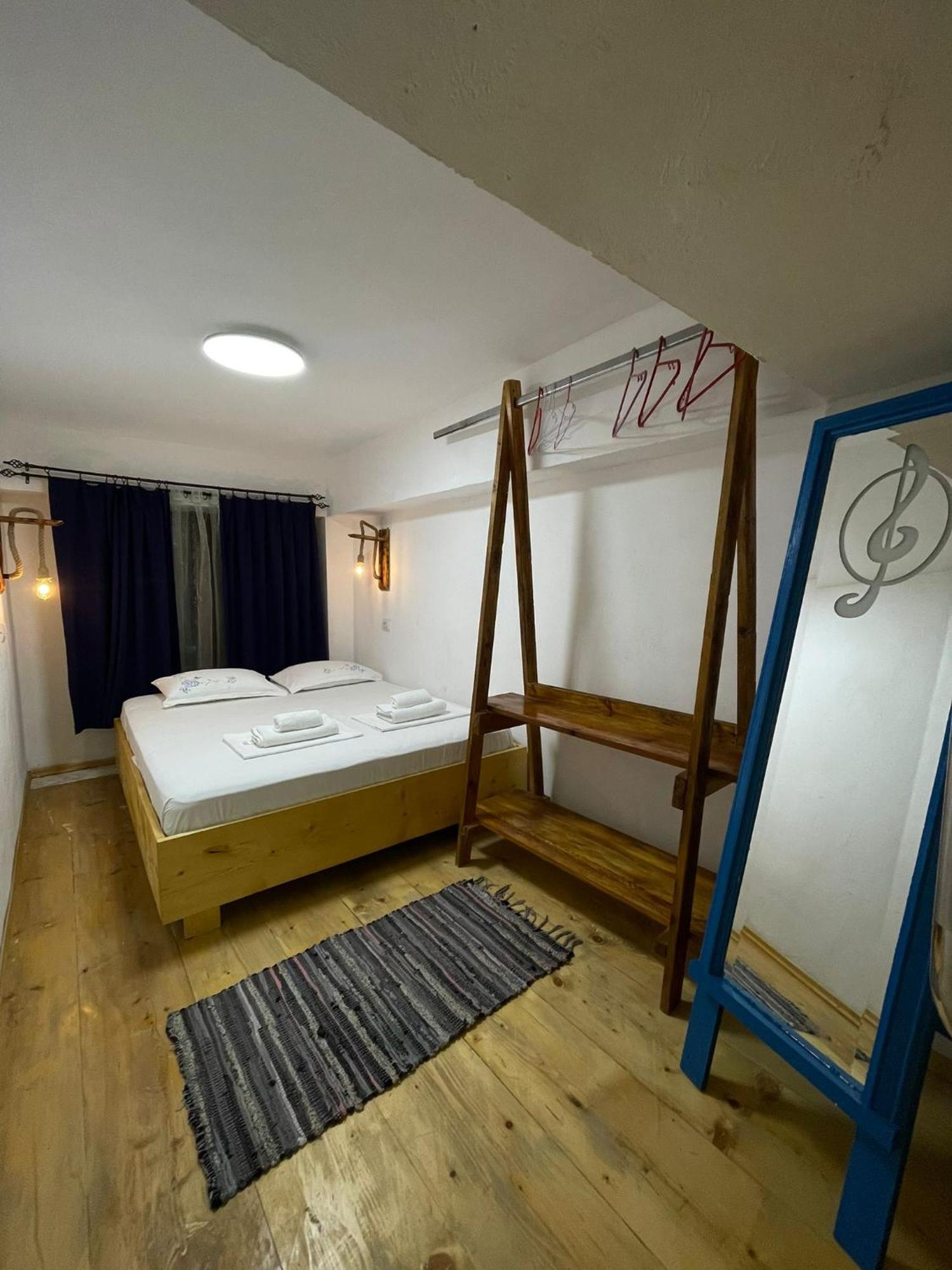 My Wooden Apartments Tirana Eksteriør billede